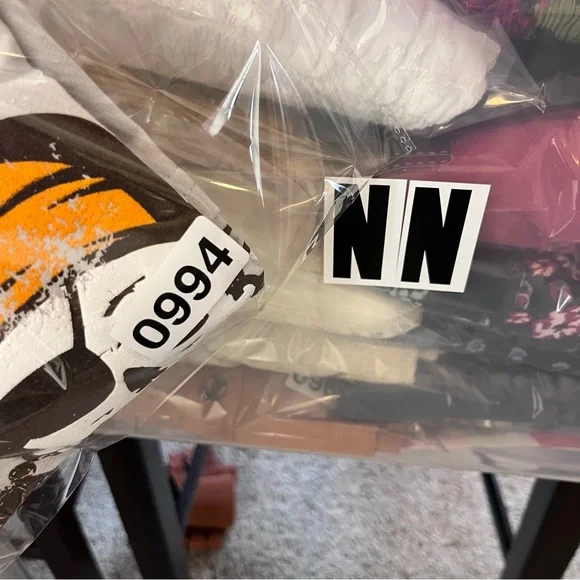 Hard Rock Cafe Shirt Youth Large Cozumel Ships Rudder Pirate Skulls Platinum - Picture 8 of 10